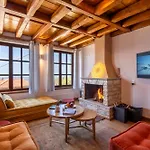 Meliades Luxury Αράχωβα