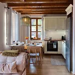 Meliades Luxury