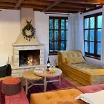 Meliades Luxury *