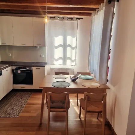 וילה μελιάδες - ίδη אראחובה