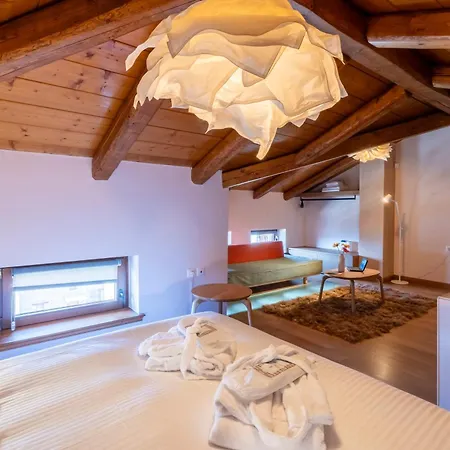 Meliades Luxury