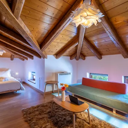 Meliades Luxury
