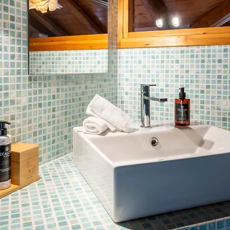 Meliades Luxury أراخوفا