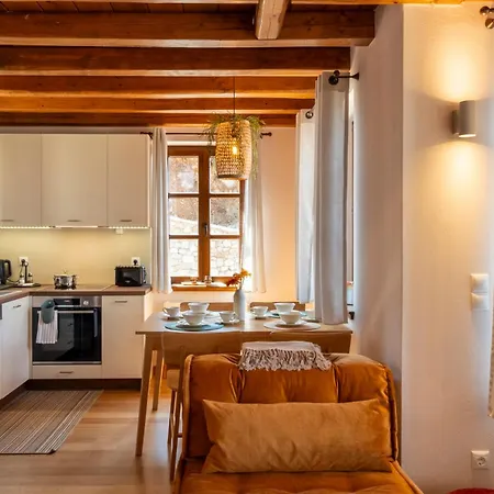 Meliades Luxury