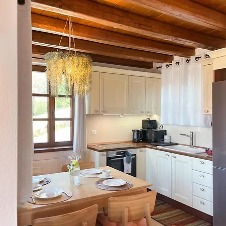Meliades Luxury
