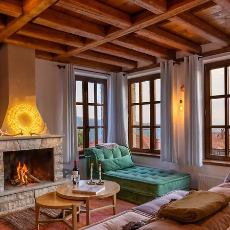 Meliades Luxury Villa Arájova