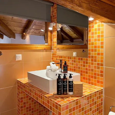 Meliades Luxury